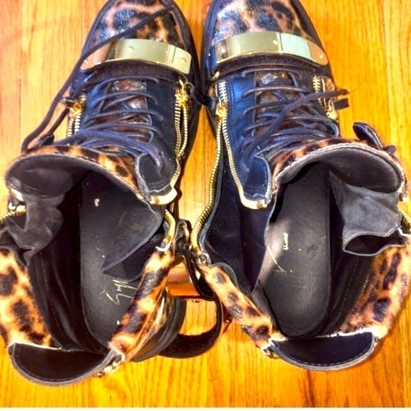 Giuseppe Zanotti Calf Hair High-Top Leopard Shoe - Picture 4 of 10